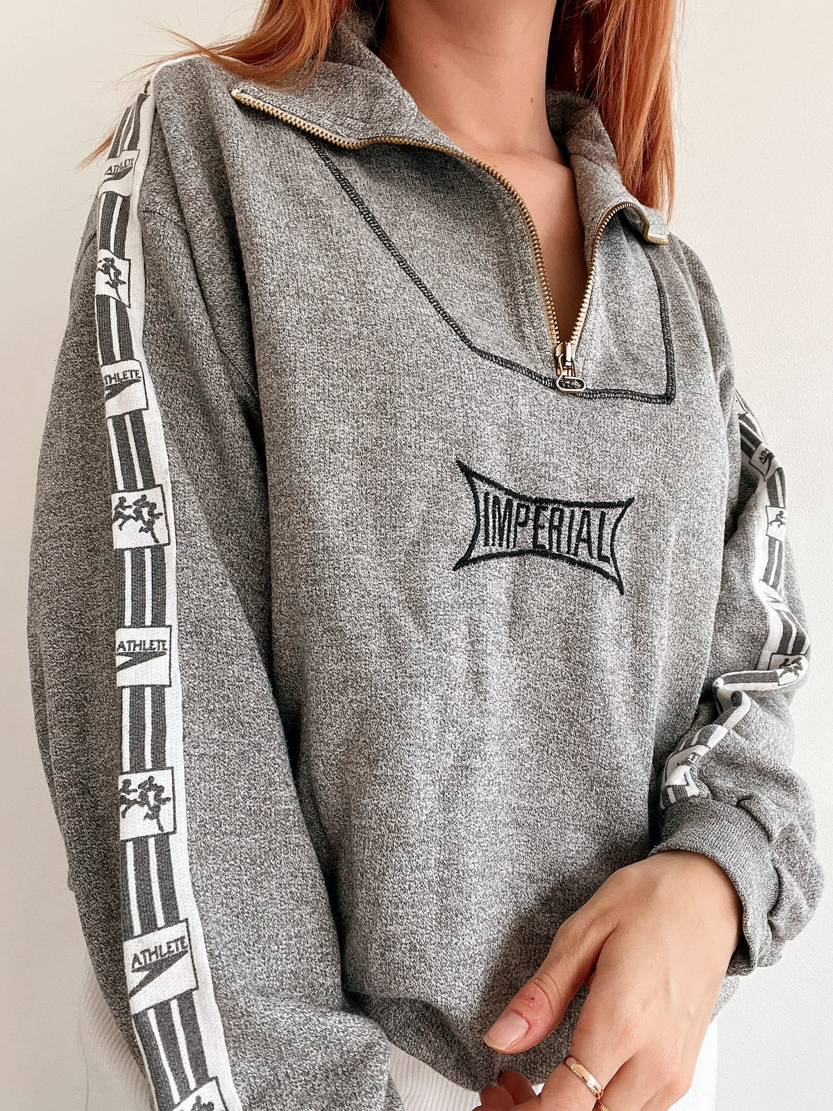 Dunkelgrauer Vintage-Pullover mit Reißverschluss L
