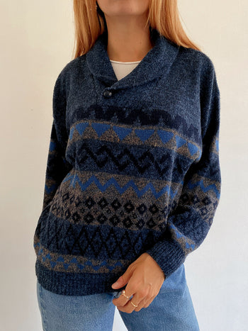 Pull vintage en laine bleu foncé à motifs