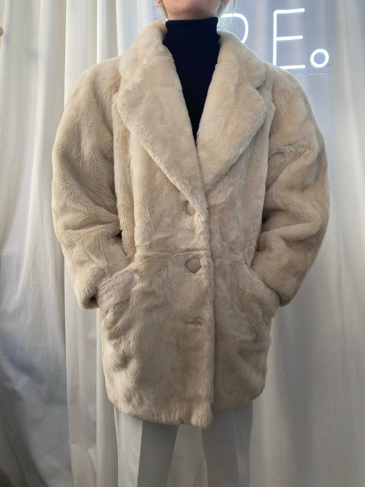 Manteau en fausse fourrure oversized L