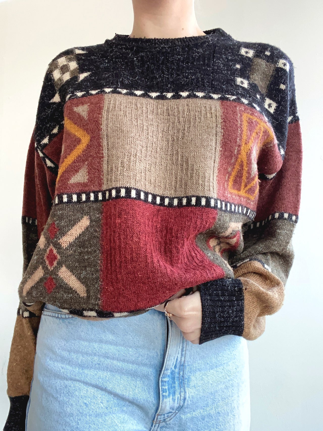 Blue knit turtleneck sweater with beige patterns M