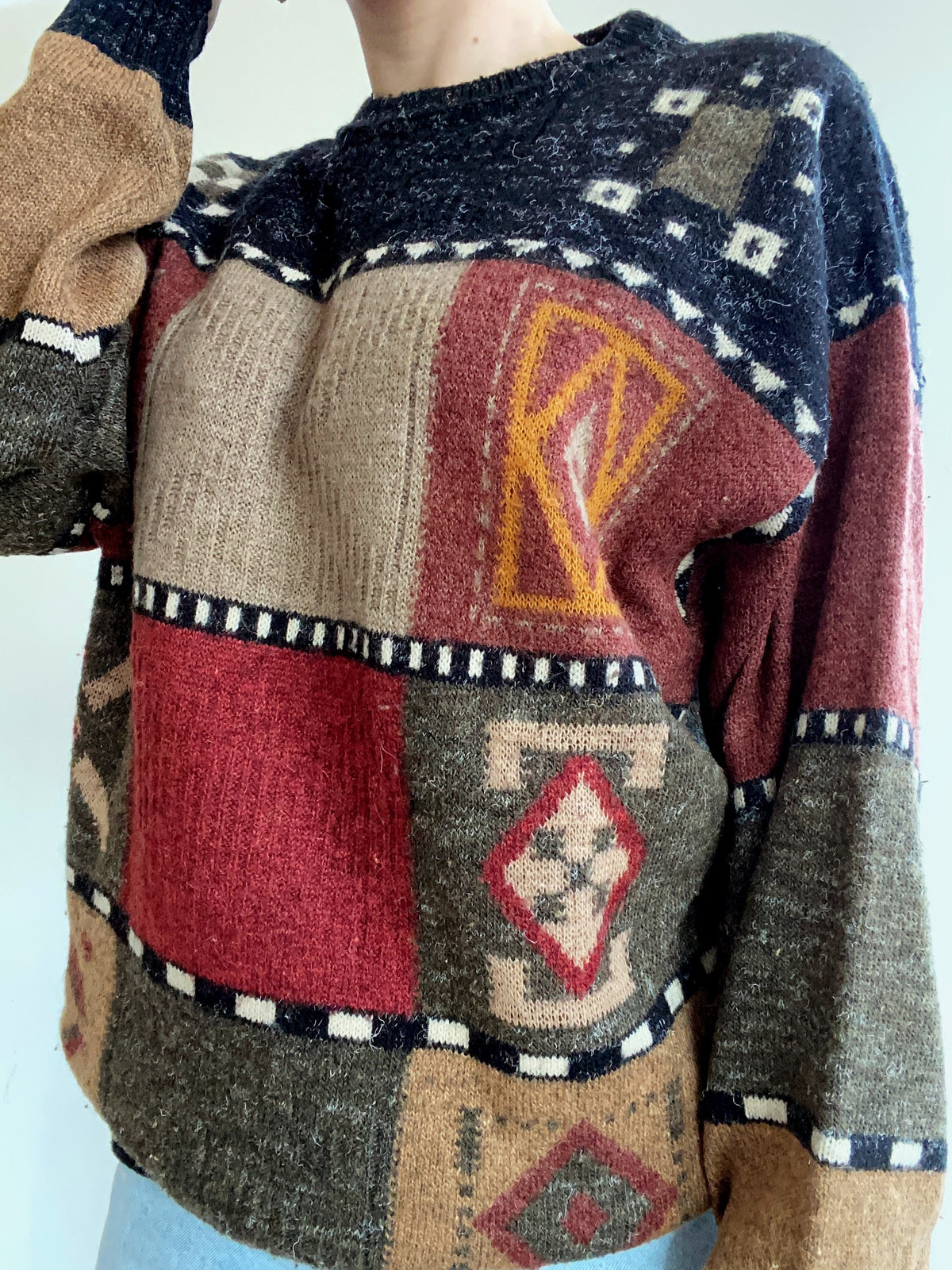Blue knit turtleneck sweater with beige patterns M