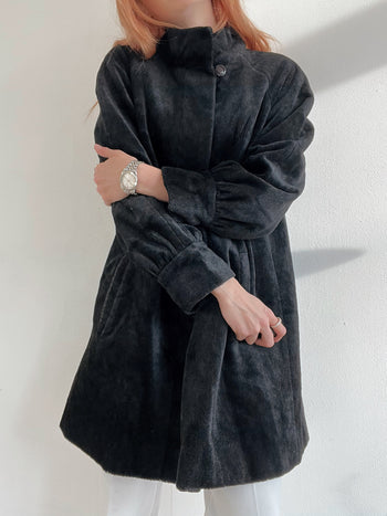 Manteau vintage noire en fourrure oversized S/M