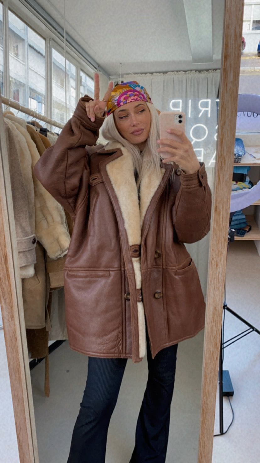 Manteau brun mouton retourné blanc cassé oversized XL