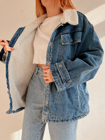 Vintage blaue Jeansjacke mit Schaffell-Innenseite L