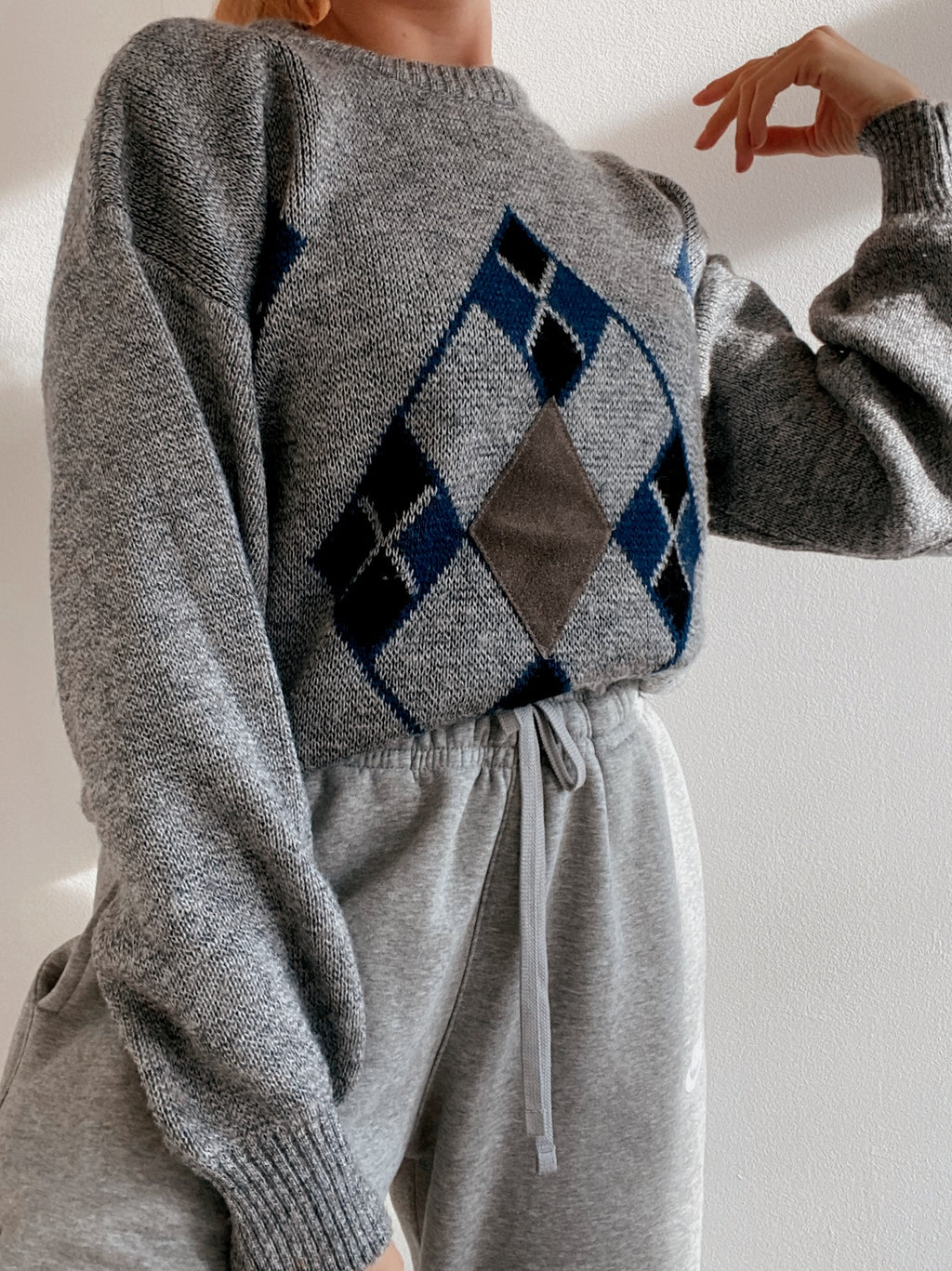 Nike XL black/white stripe jogging pants