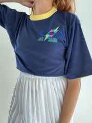 T-shirt vintage bleu foncé et jaune brodé Lotto S