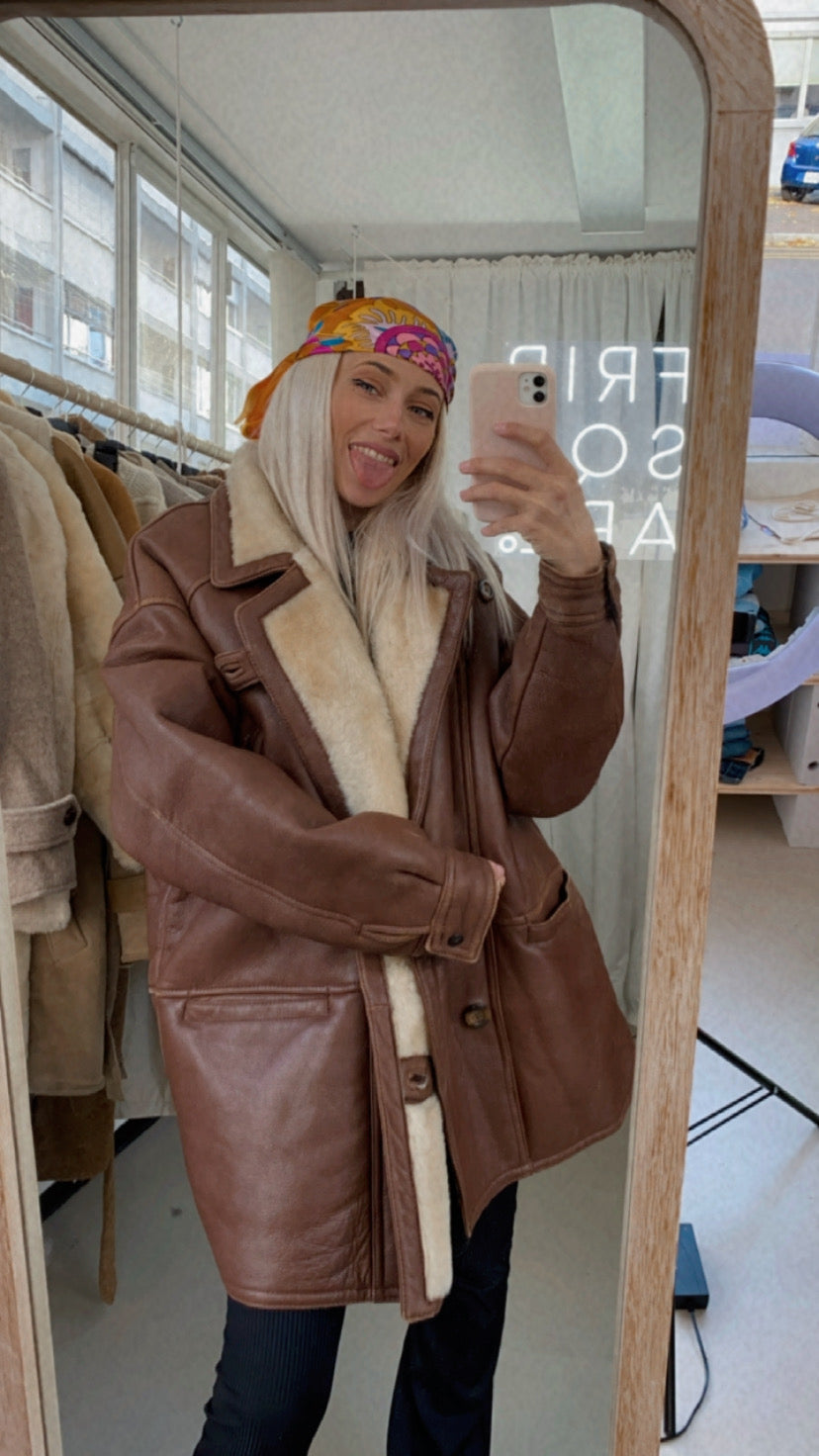 Manteau brun mouton retourné blanc cassé oversized XL