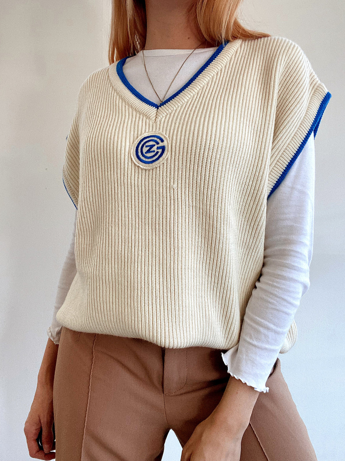 Gilet vintage sans manche blanc cassé et bleu