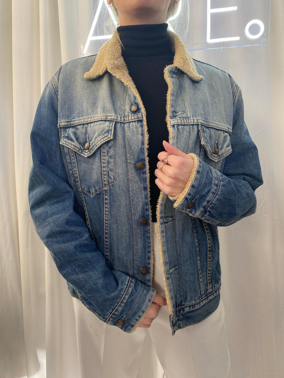 Veste en jeans Levi's bleue claire doublée mouton  L