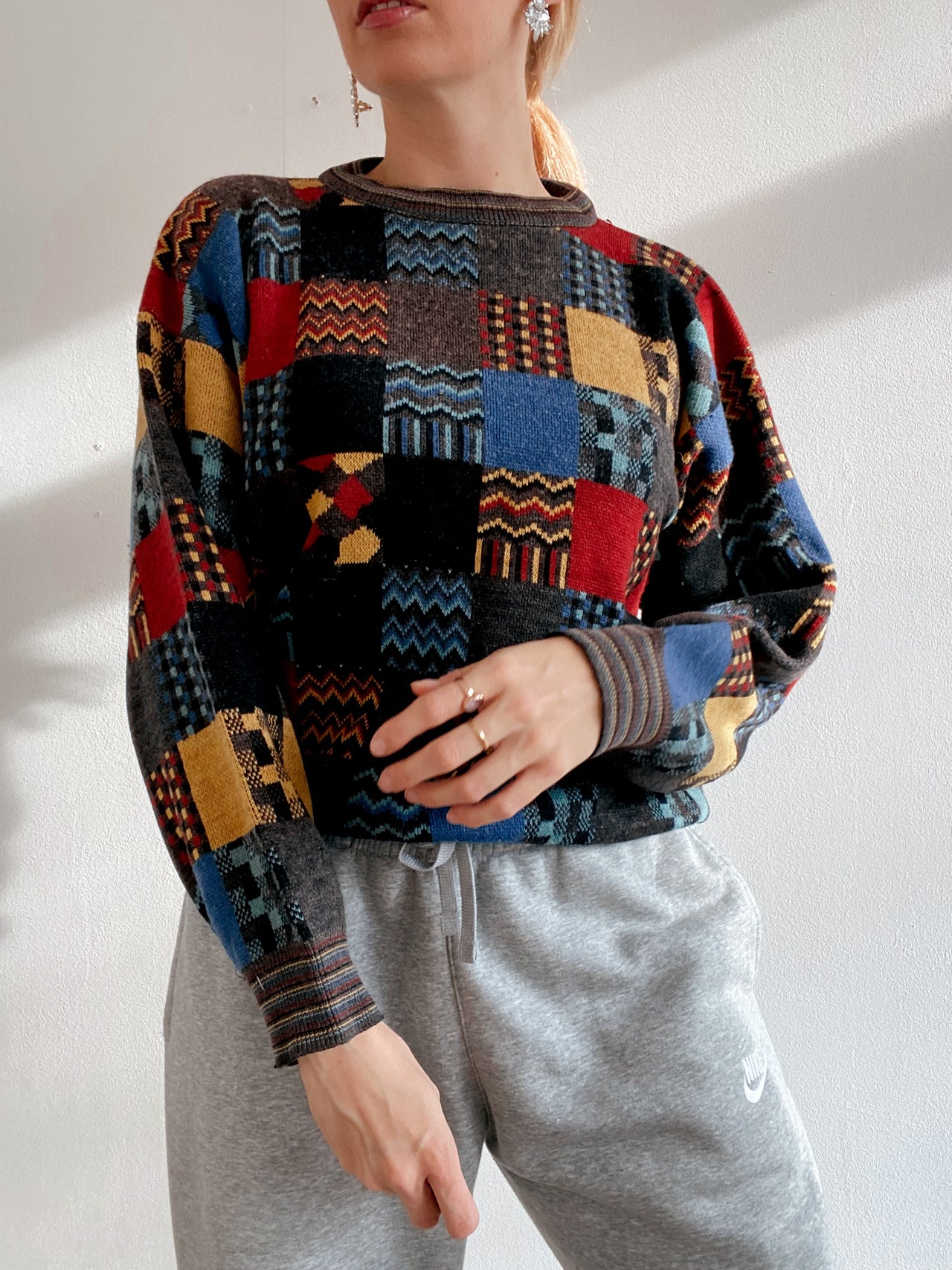 Pull vintage en laine multicolore