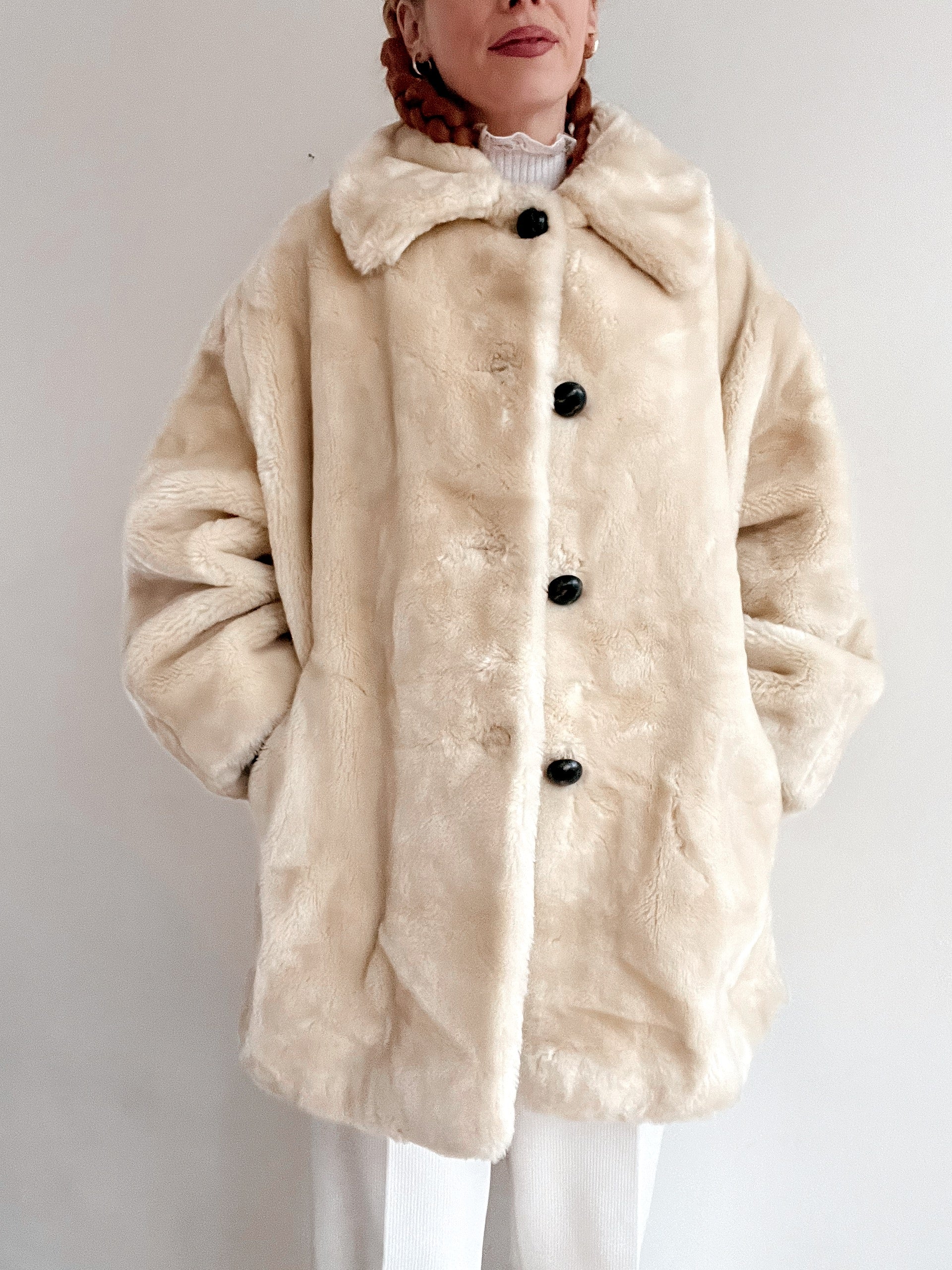 Vintage cremefarbener Kunstpelzmantel M/L