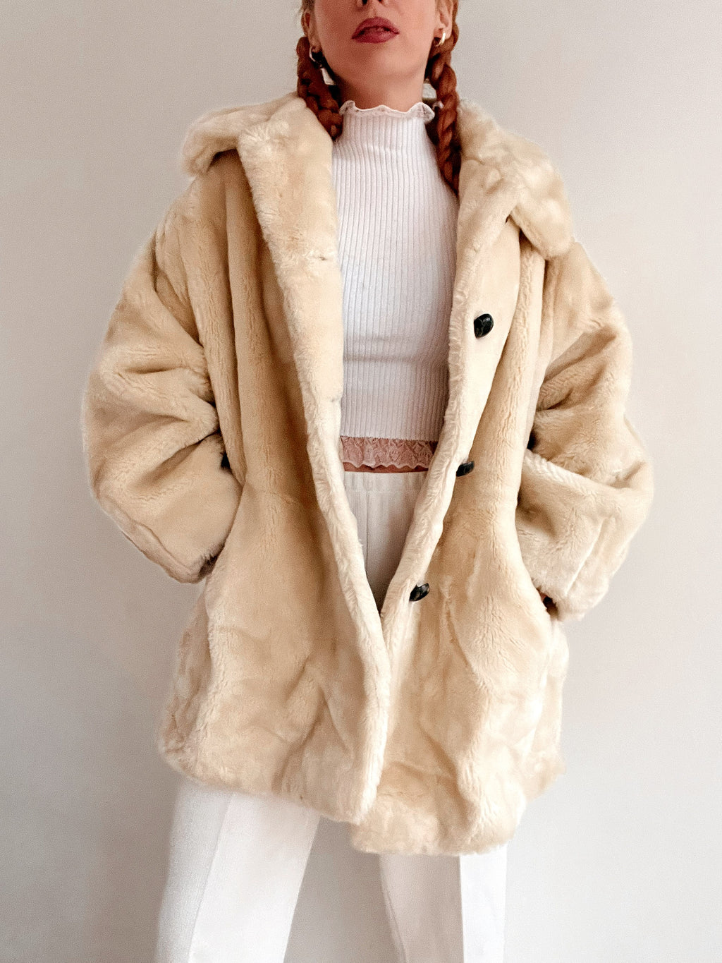 Vintage cremefarbener Kunstpelzmantel M/L