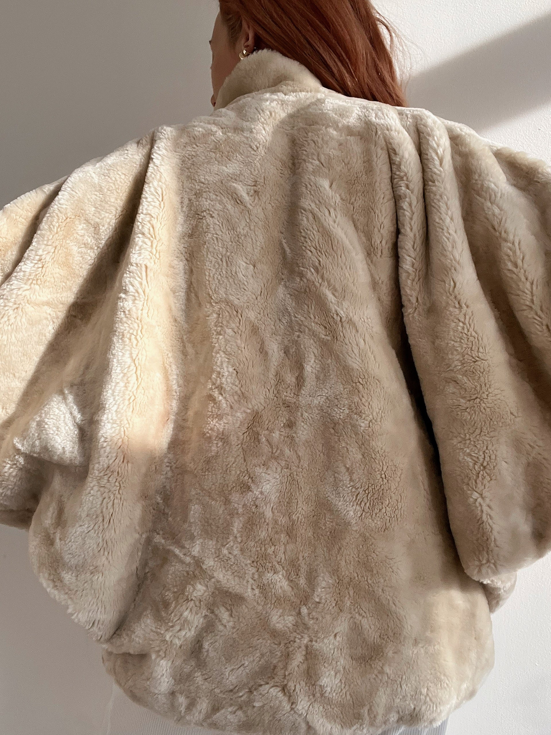 Veste vintage blanc cassé en fausse fourrure oversized S