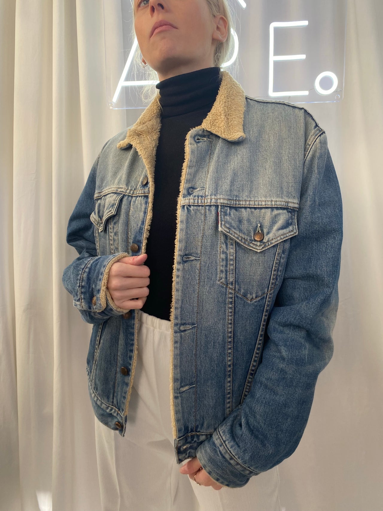 Veste en jeans Levi's bleue claire doublée mouton  L