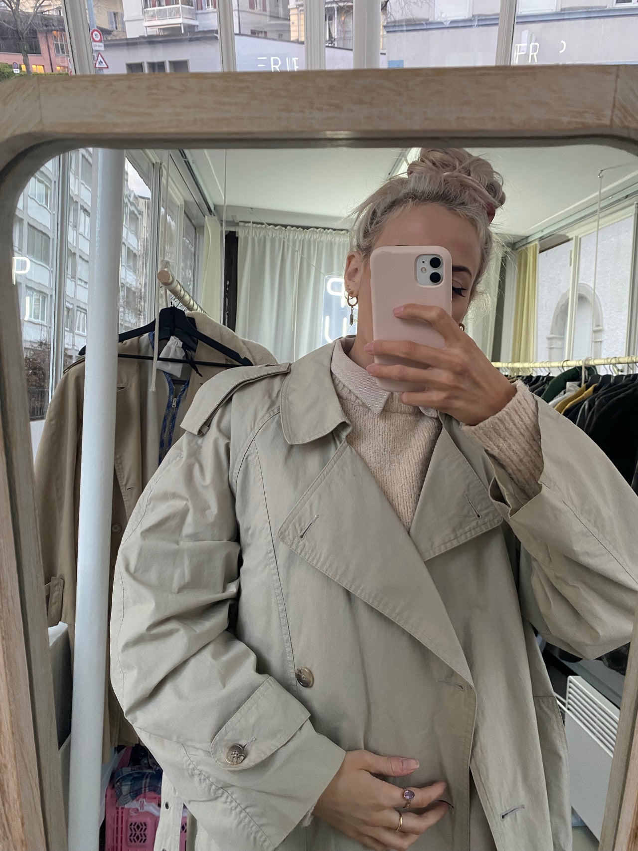 Trench Coat 70/80s beige, boutons beige, avec ceinture L