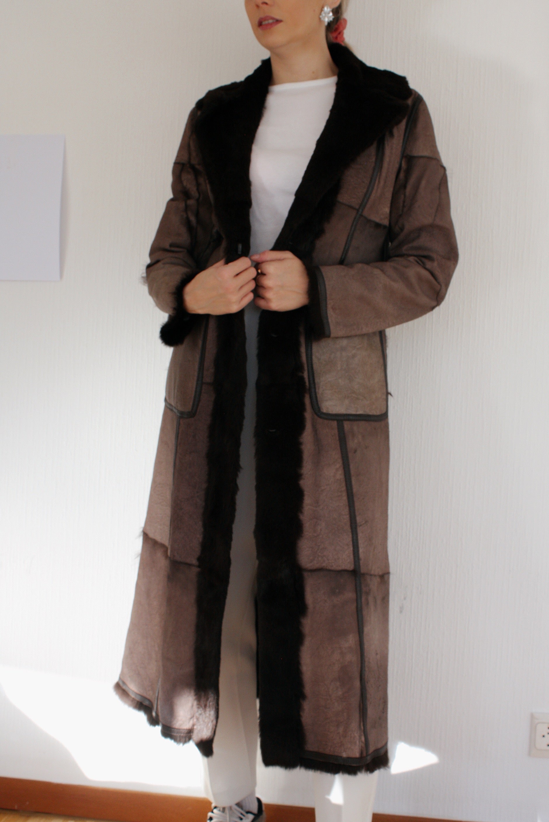 Long Manteau 90s en cuir brun et fourrure intérieure M