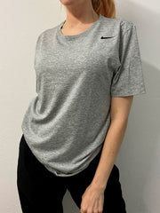 T-shirt de sport gris clair  Nike M