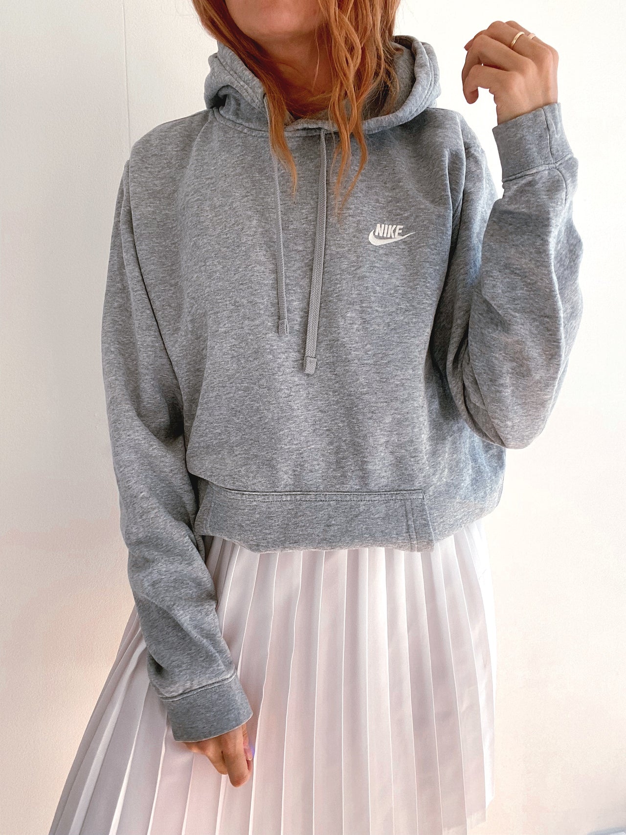 Hellgrauer Nike Pullover L