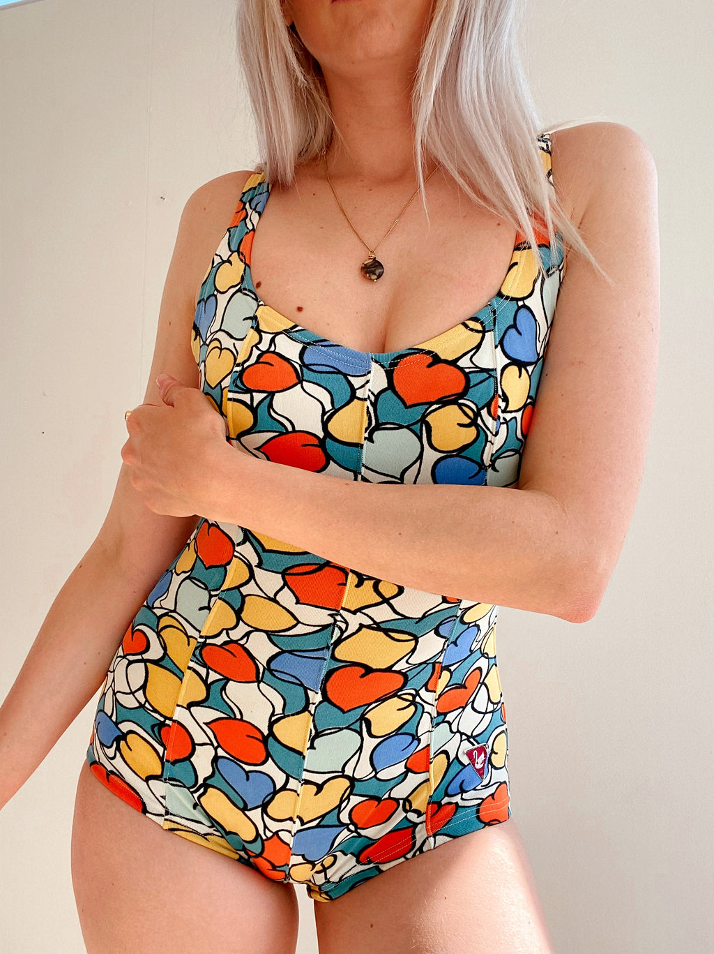Maillot de bain vintage une pièce multicolore à motifs coeurs  M