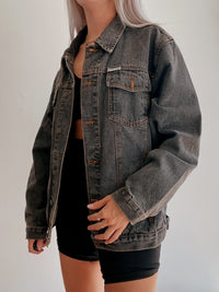 Veste en jeans vintage grise/brune délavée