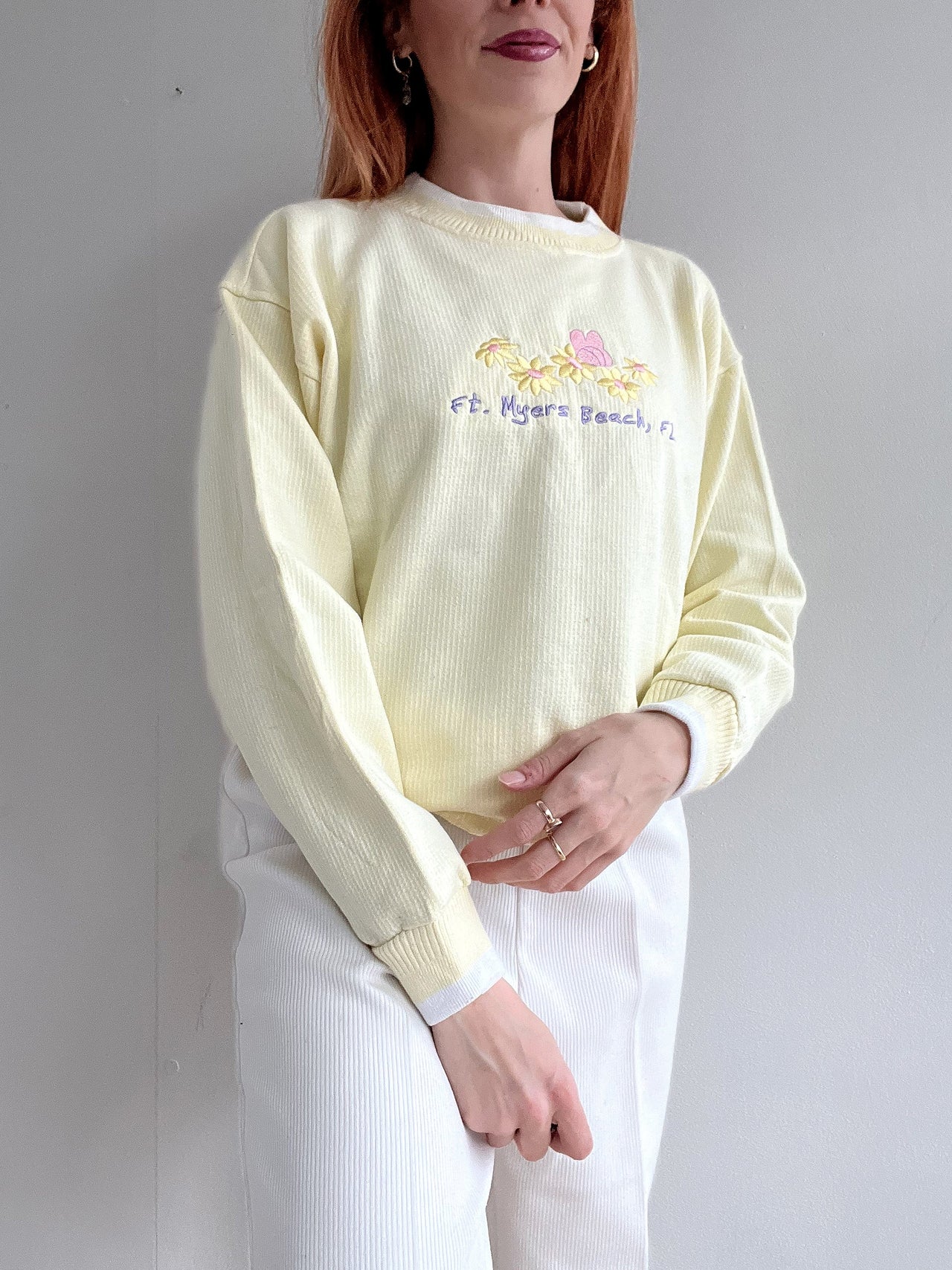 Pull vintage américain brodé jaune clair M