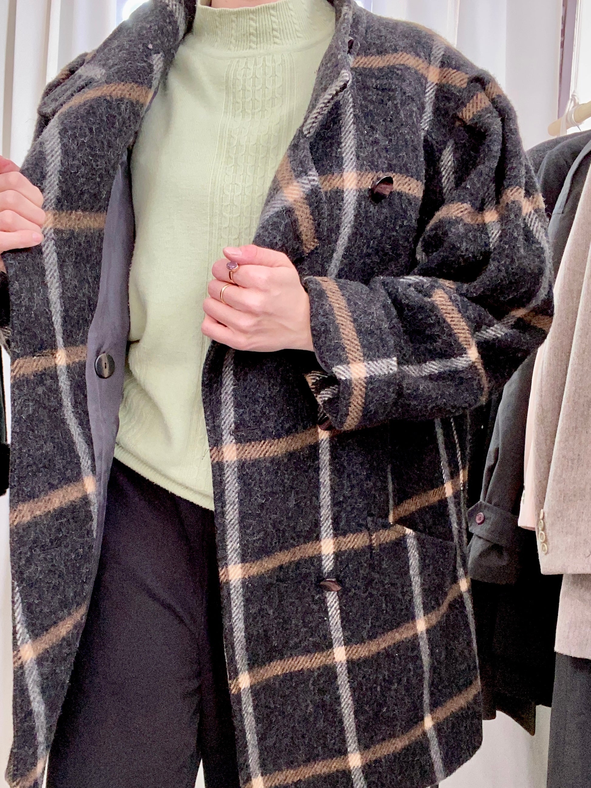 Schwarz-beiger, übergroßer karierter Wollmantel L