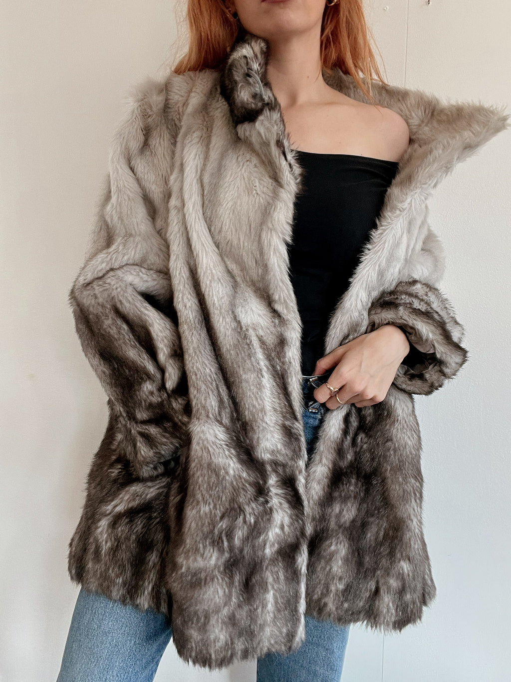 Vintage graue Yeti-Kunstpelzjacke M