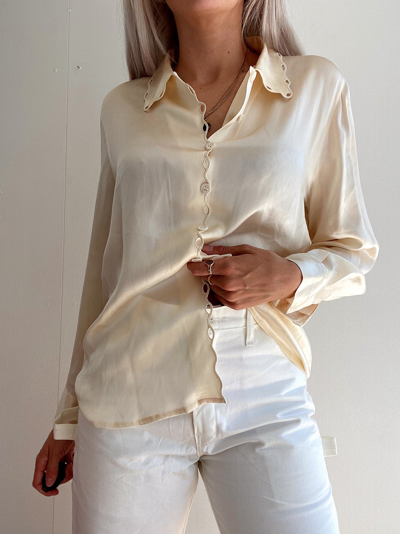 Chemise Vintage 80/90s blanche cassée en soie