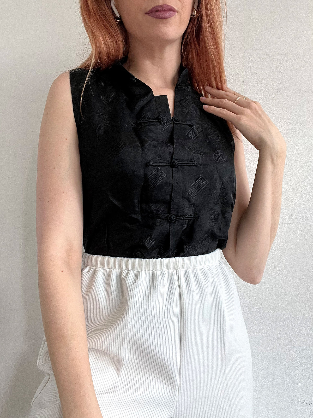 Glänzende schwarze Seidenbluse S/M