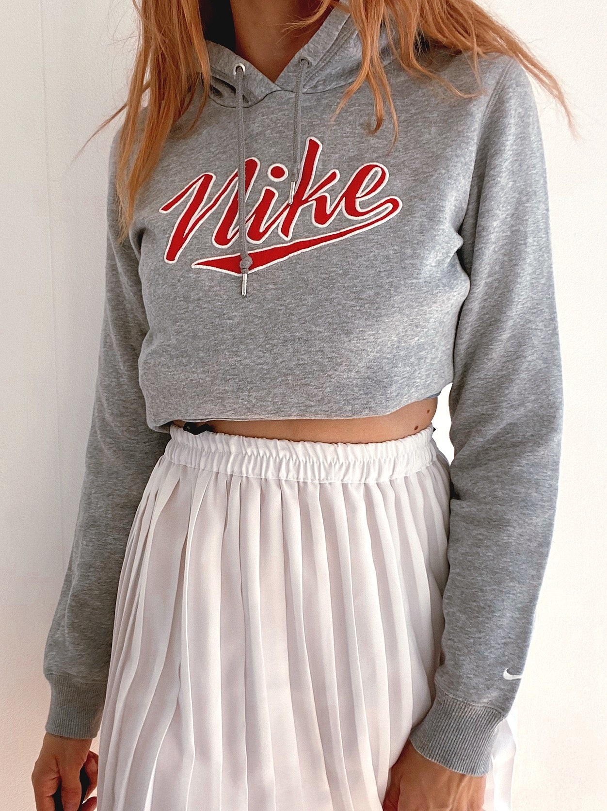 Nike S Vintage grau bestickter Pullover