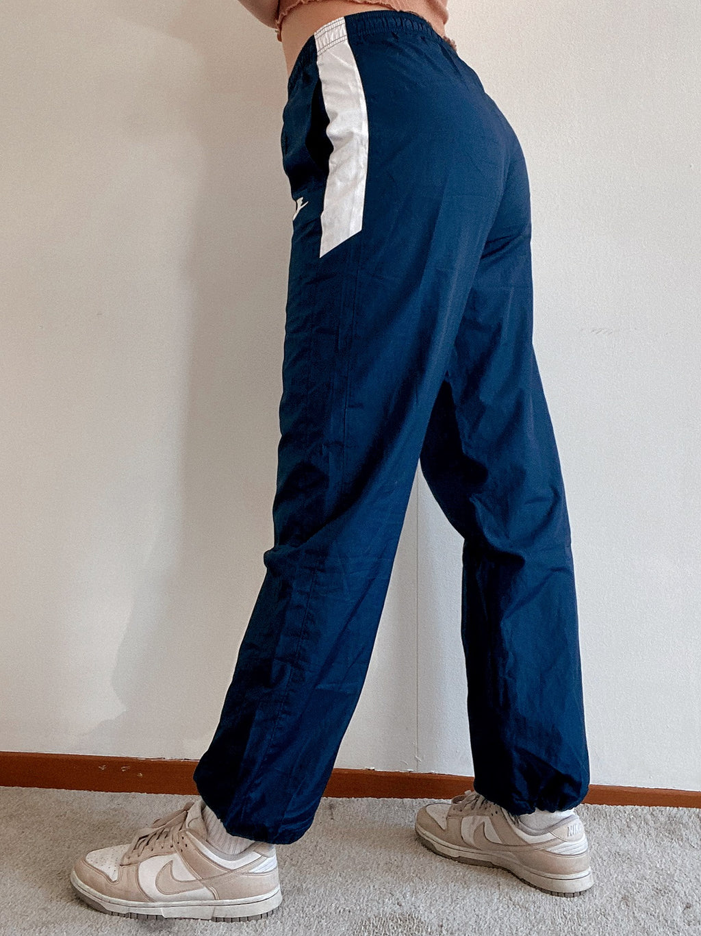 Nike dunkelblaue Vintage-Jogginghose